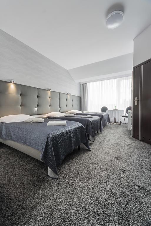 Hotel Junior Краков Номер фото